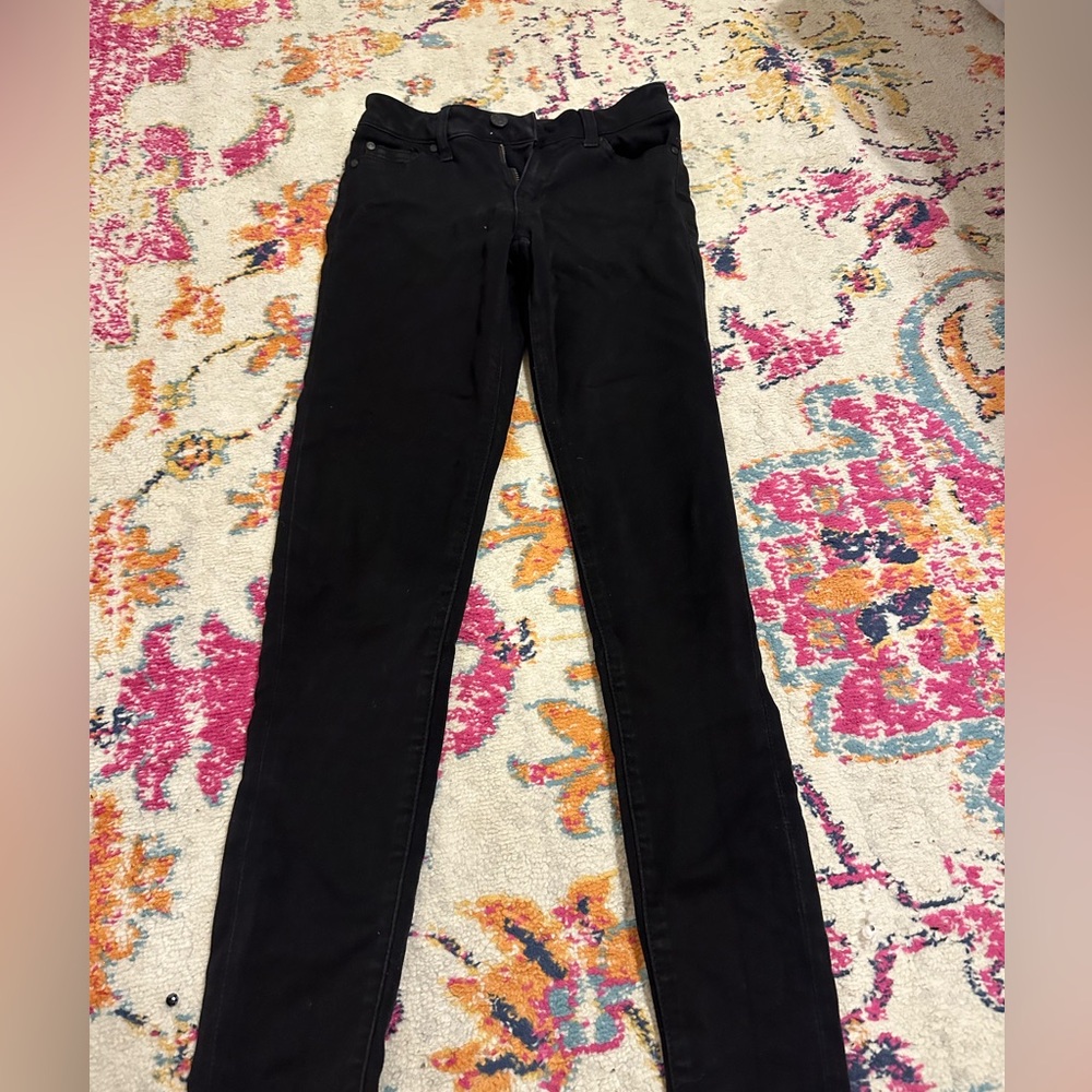 Black skinny jeans